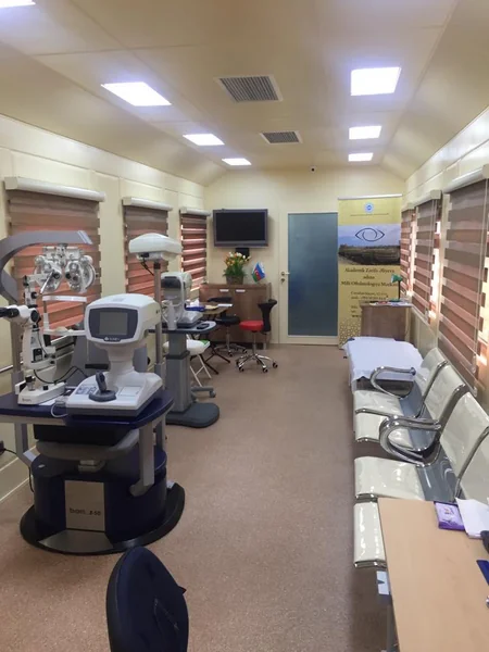 Мобильная клиника Национального центра офтальмологии провела акцию