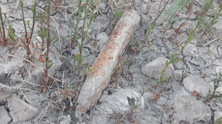 Siyəzəndə mərmiyə oxşar predmet tapıldı