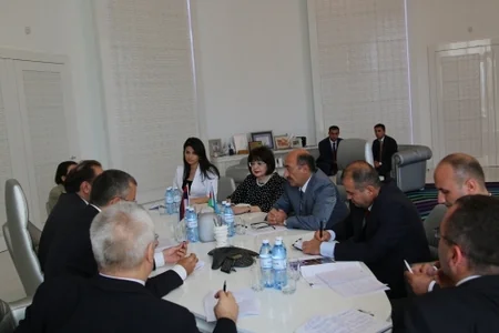 Əbülfəs Qarayev Serbiya baş nazirinin müavini ilə görüşüb