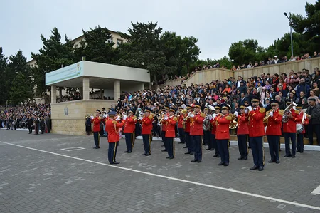 Hərbi liseydə andiçmə mərasimi keçirilib