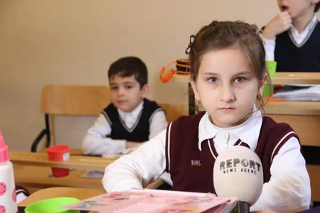 Bakı məktəbinin qeyri-adi sinif otağından - REPORTAJ