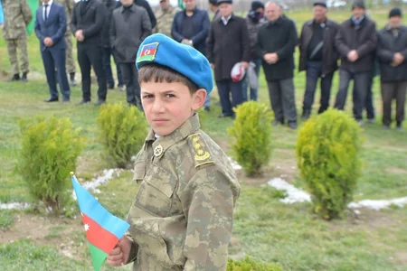 Cocuq Mərcanlıda Aprel şəhidlərinin xatirəsinə ağacəkmə aksiyası keçirilib