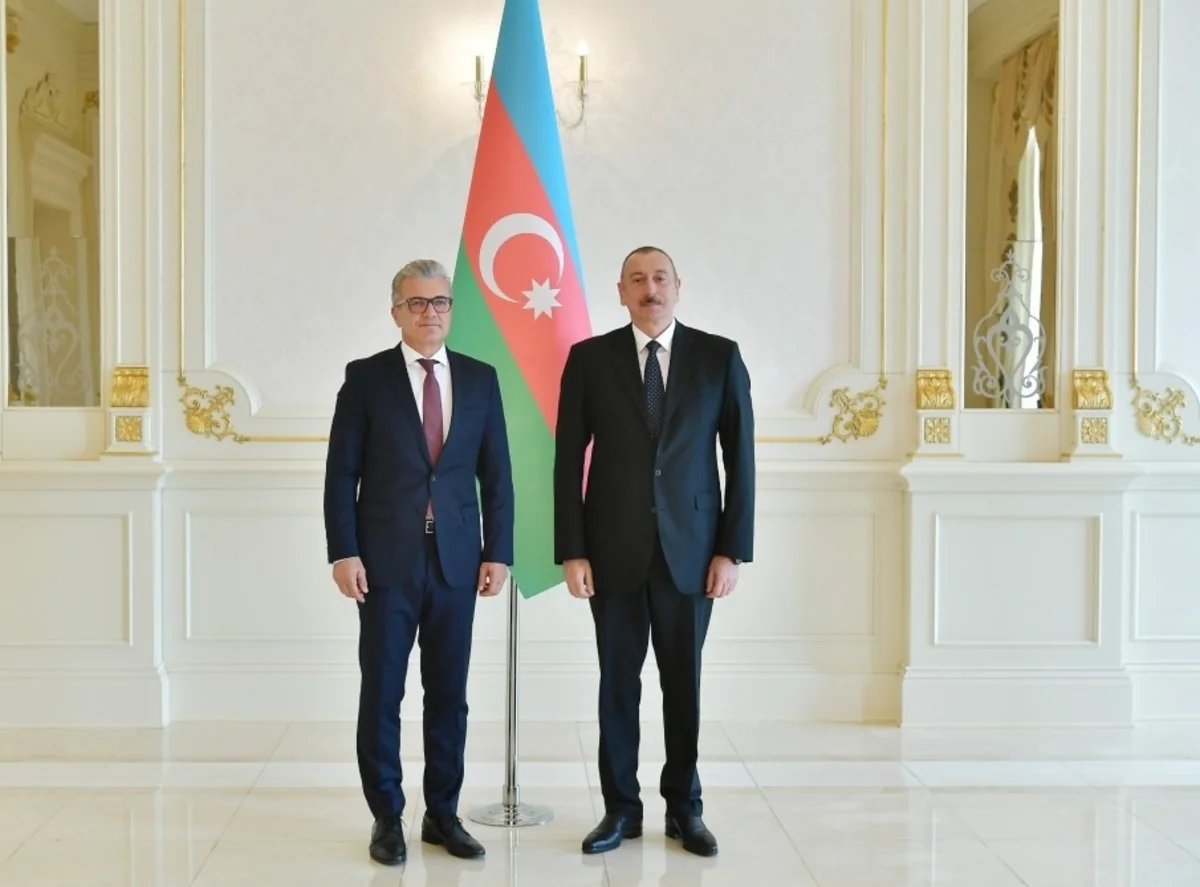 Президент Азербайджана принял верительные грамоты новоназначенных послов трех стран - ОБНОВЛЕНО