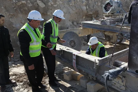 Nazirlik işçilərin böyük qisminin qeyri-leqal əmək fəaliyyətinə cəlb edildiyi müəssisələrin işini dayandırıb - FOTO