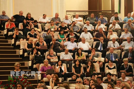 Akademik Ağamusa Axundovla vida mərasimi keçirilir - FOTO