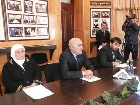​Məscidlərin təmiri ilə bağlı Mübariz Qurbanlıya müraciət ünvanlanıb