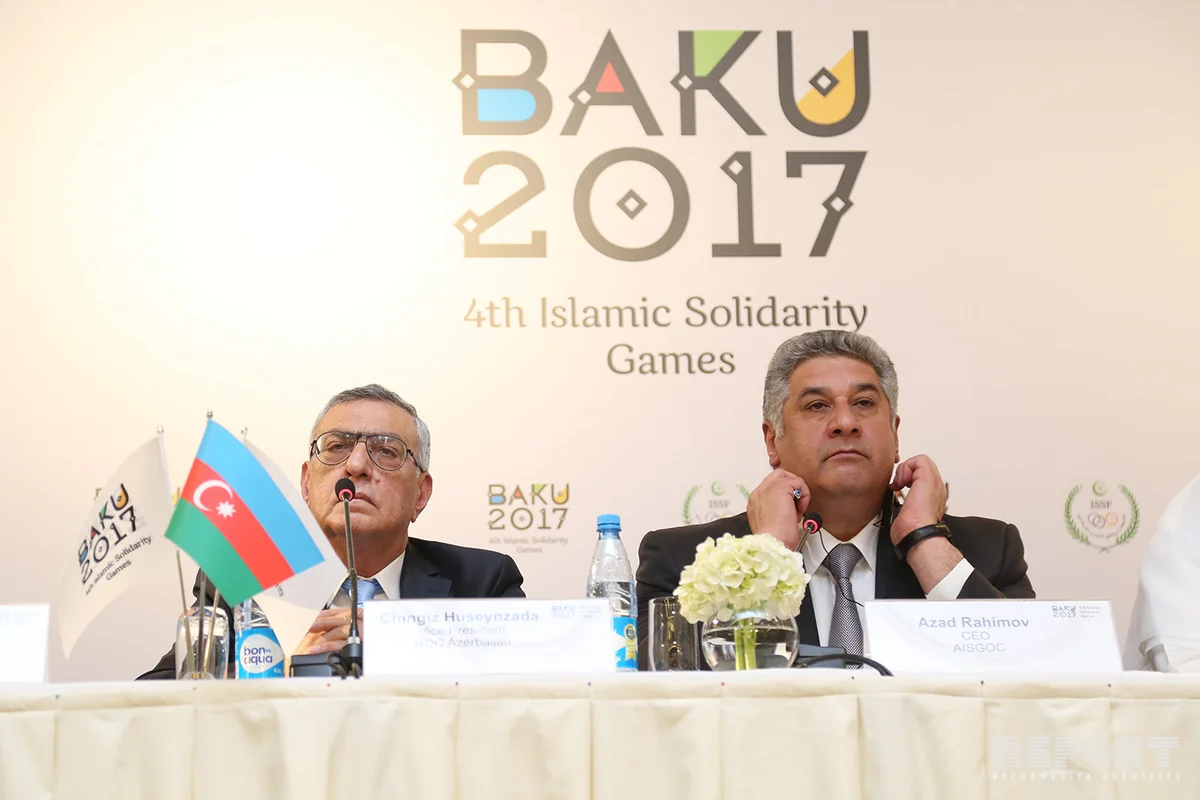 Azad Rəhimov: “Azərbaycan-Kamerun oyununda azarkeşlərin az olması məni də təəcübləndirdi”