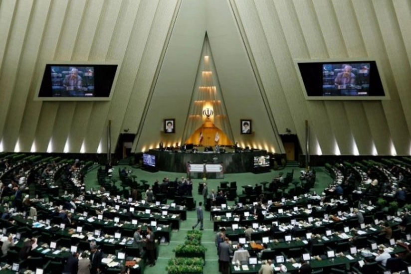 Парламент Ирана начал рассмотрение кандидатов в правительство президента Раиси