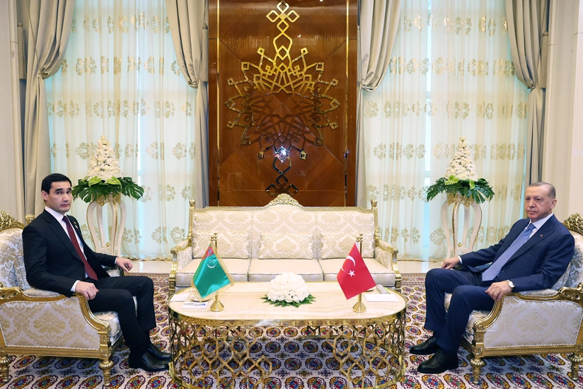 Presidents of Turkiye and Turkmenistan hold meeting