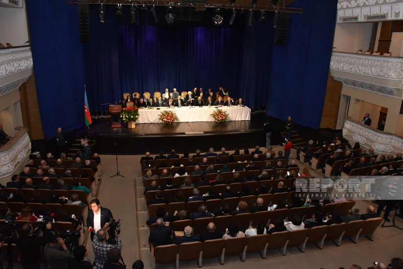 Baş redaktor: Bakıdakı qəzet və jurnal köşkləri xırdavat dükanlarıdır