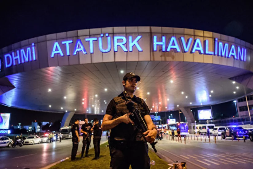 İstanbulun Atatürk hava limanının fəaliyyəti bərpa olunub