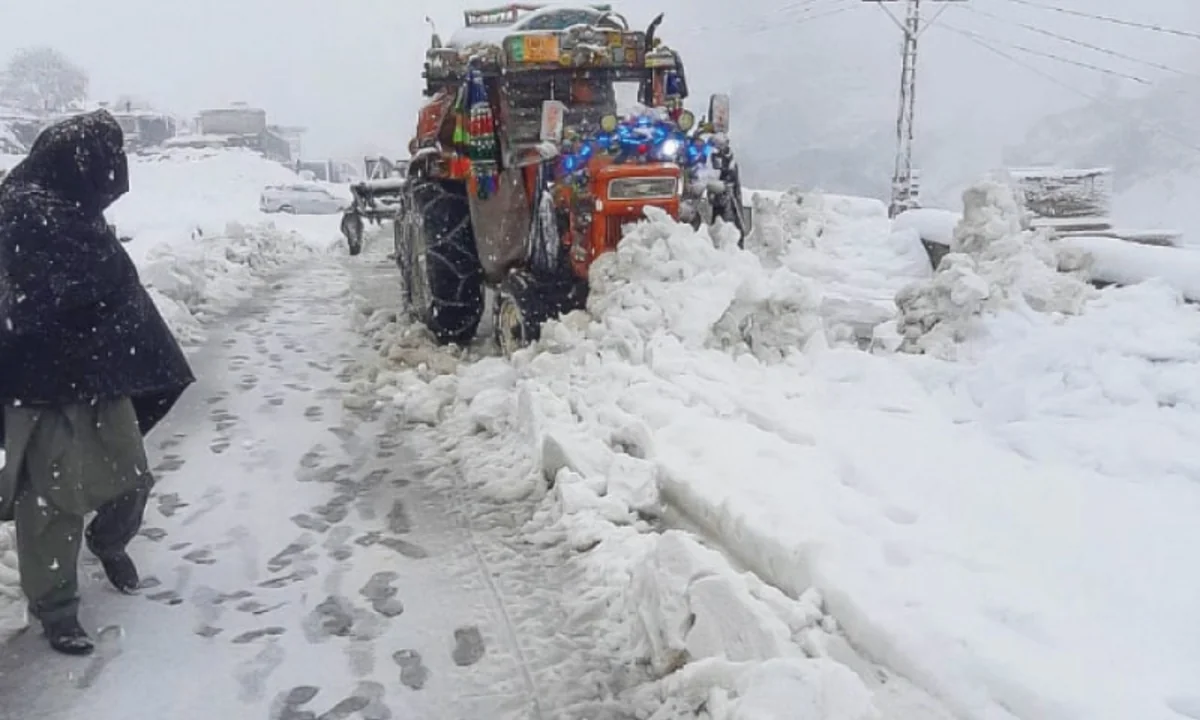 Inclement weather takes its toll across Pakistan
