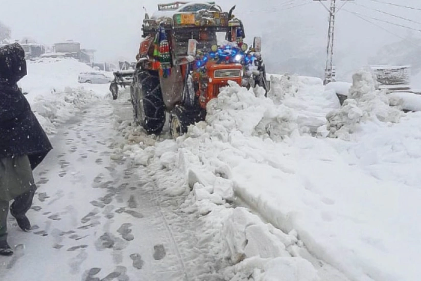 Inclement weather takes its toll across Pakistan