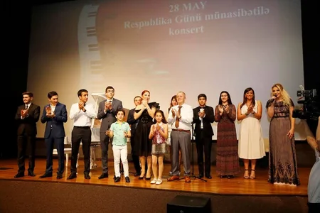 Fidan Haciyeva tələbələri ilə birgə konsert verib