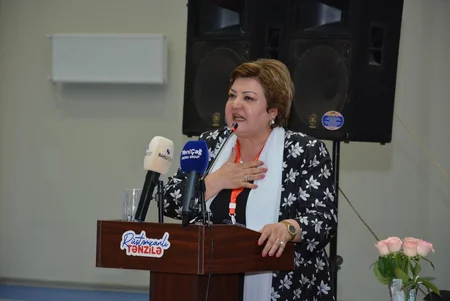 Tənzilə Rüstəmxanlı təşviqat kampaniyaları içərisində ən böyük görüşünü keçirib