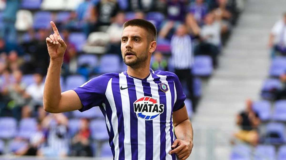 Azərbaycan millisinin futbolçusu klubu ilə yeni müqavilə imzalayacaq