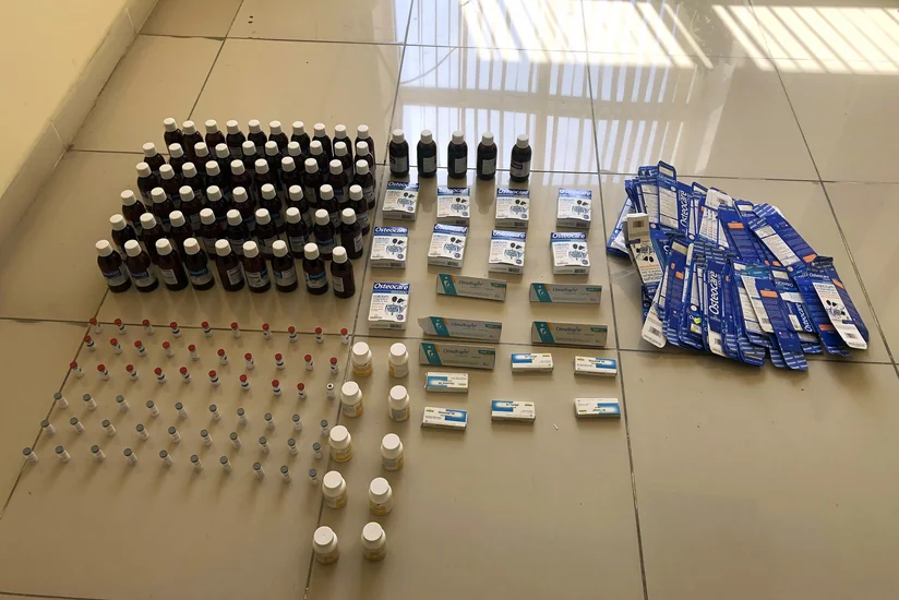 Azərbaycan gömrükçüləri xurma yükündə dərman preparatları aşkarlayıb