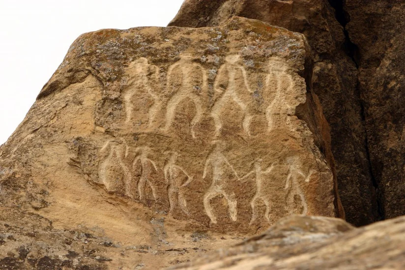 İtaliya Prezidentinin qızı Qobustan Milli Tarixi-Bədii Qoruğu ilə tanış olub