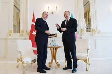 Azərbaycan və Türkiyə prezidentlərinin təkbətək görüşü oldu - YENİLƏNİB