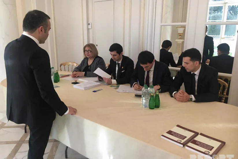 Azərbaycanın Fransadakı səfirliyində səsverməyə start verilib