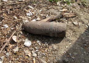 Artilery shell fired by Armenians at Dondar Gushchu hits field