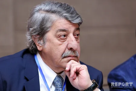  Əqli Mülkiyyət Agentliyinin  İdarə Heyətinin sədri Kamran İmanov 