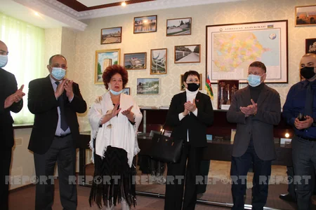 Azərbaycanın dövlət mükafatları ukraynalı müəllimlərə təqdim olunub