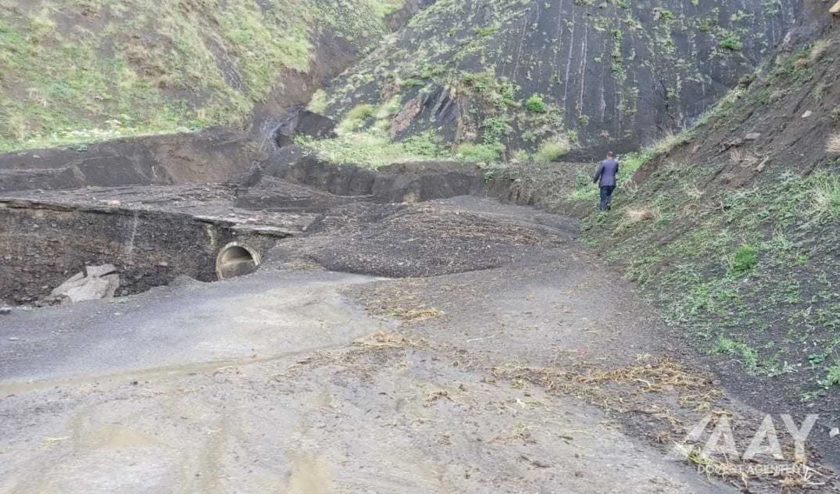 Quba-Xınalıq yolu boyunca hərəkət bərpa olunub