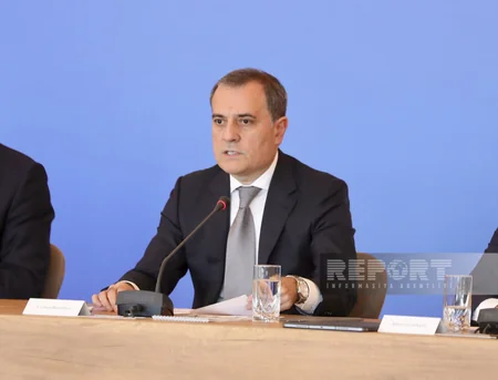 Bakıda “Vətənə, xalqa və dövlətçiliyə misilsiz xidmətin 20 ili” mövzusunda konfrans keçirilib - YENİLƏNİB