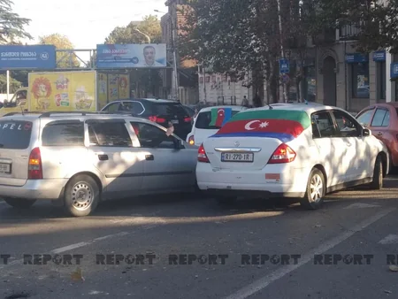 Azərbaycanlılar Tbilisidə qələbə avtoyürüşü keçiriblər