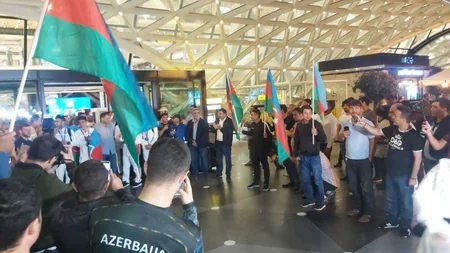 Avropa Oyunlarında Azərbaycanı təmsil edən karateçilər və akrobatlar Vətənə qayıdıblar - FOTO
