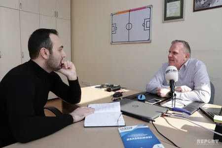 Frits Ştuxlik: Hakimi səhvinə görə cəzalandırmaq axmaqlıqdır - MÜSAHİBƏ