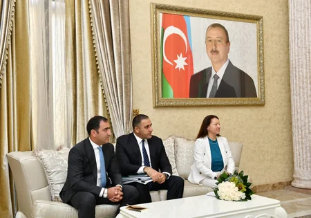 Avropa çempionatında gümüş medal qazanan Azərbaycan millisi təltif edilib