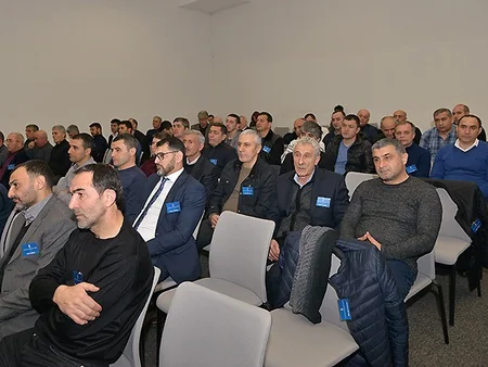 AFFA rəhbərliyi veteranlarla görüşdü