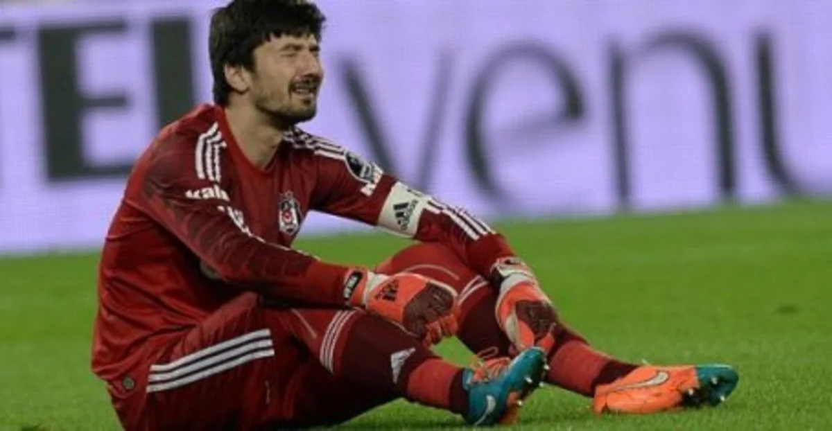​Beşiktaş klubunun qapıçısı üçün mövsüm başa çatıb