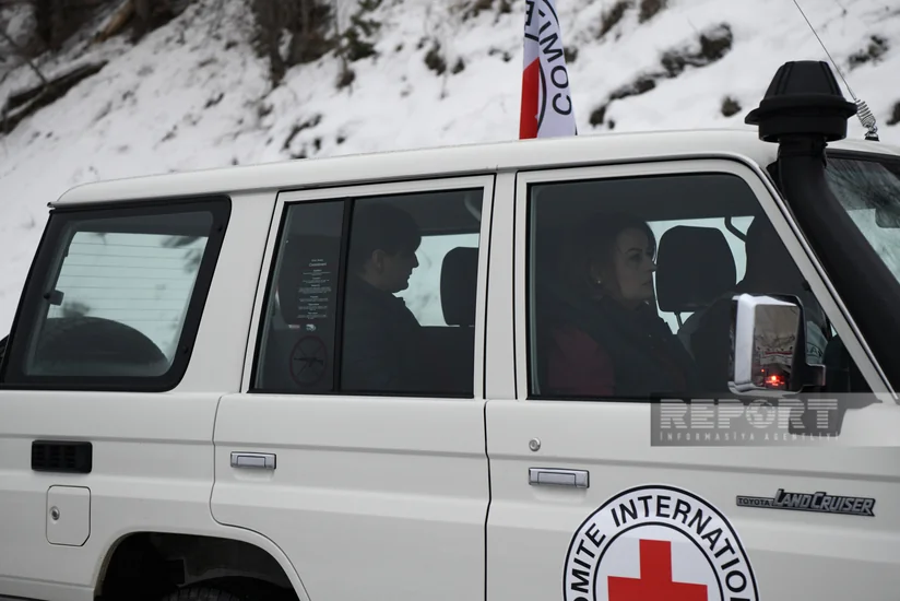 На дороге Ханкенди-Лачын созданы условия для беспрепятственного проезда автомобилей МККК