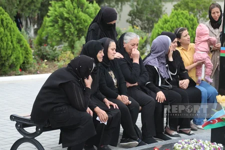 Avtoqəzada həlak olan hərbçi Binə Şəhidlər Xiyabanında torpağa tapşırılıb