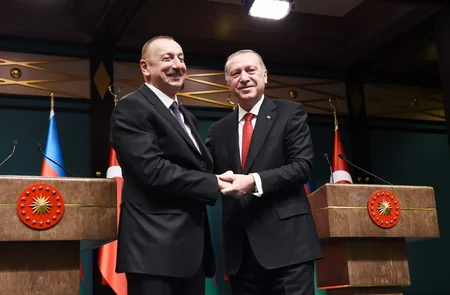 Azerbaijani and Turkish presidents making joint statements to press