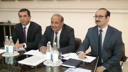Şamaxı sakinləri Əbülfəs Qarayevdən rayondakı mağaraya inventar nömrəsinin verilməsini istəyiblər