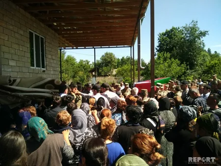Azərbaycanın şəhid hərbi qulluqçusu dəfn olunub - FOTO - YENİLƏNİB - VİDEO