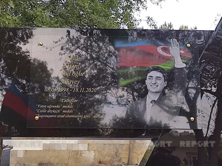 Bakıda şəhidin adına parkın və xatirə lövhəsinin açılışı olub