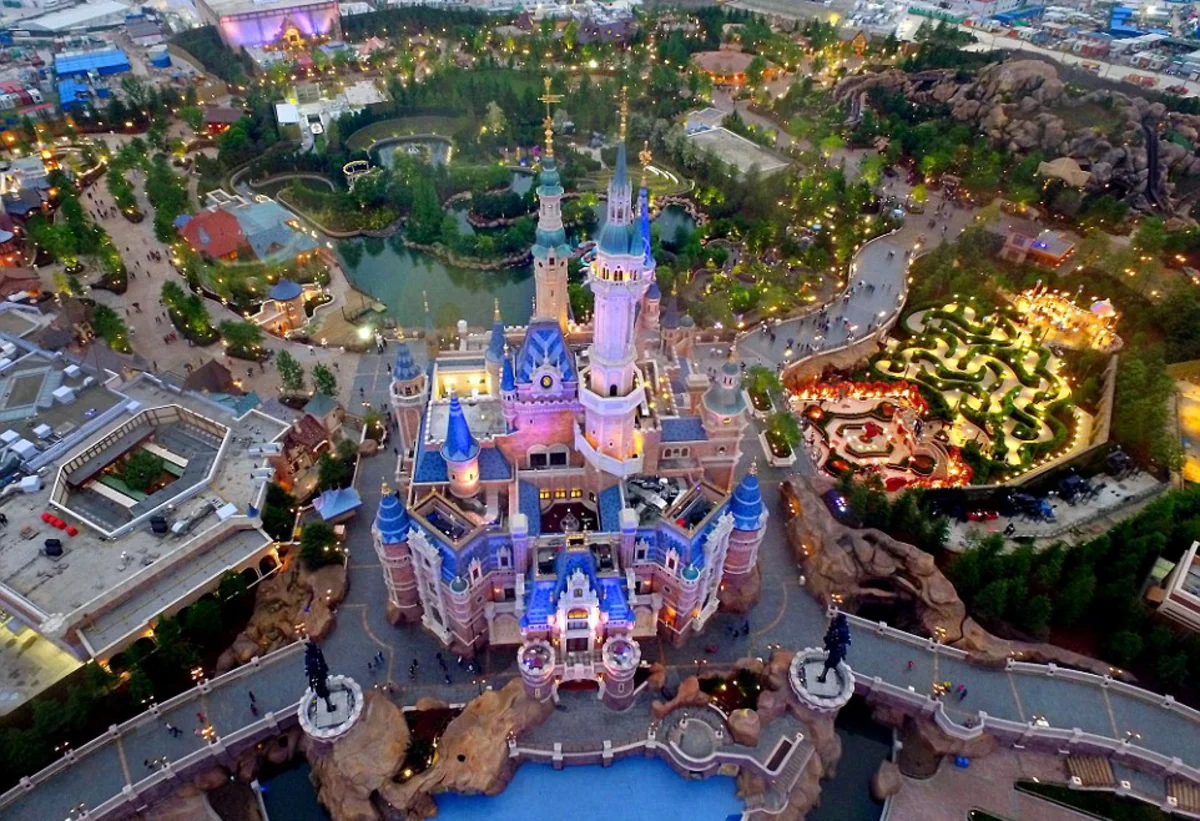 Shanghai Disneyland closed over single COVID case