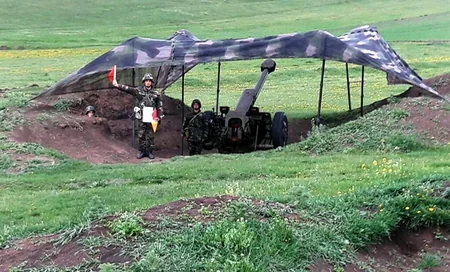 Zakir Hasanov delivers Azerbaijani President's tasks to frontline fighters