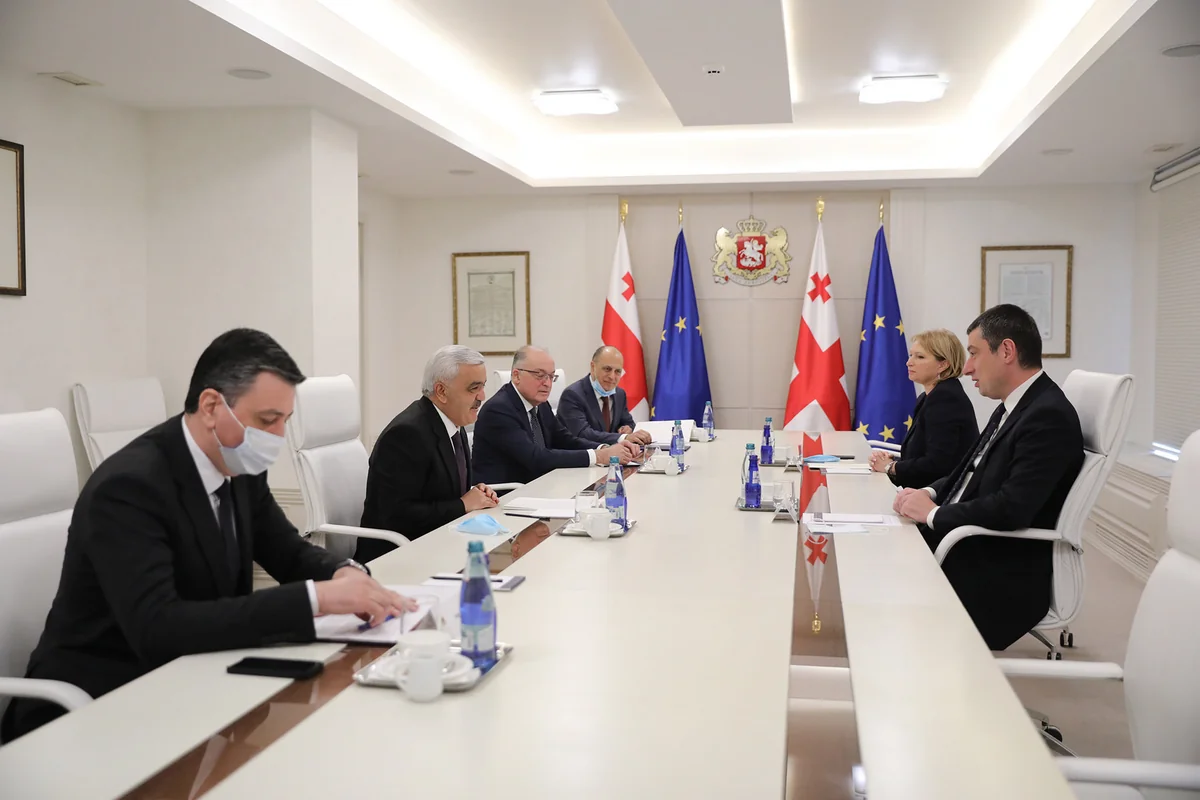 Gürcüstan SOCAR-dan 200 milyon kubmetr qazı güzəştli tariflə alacaq