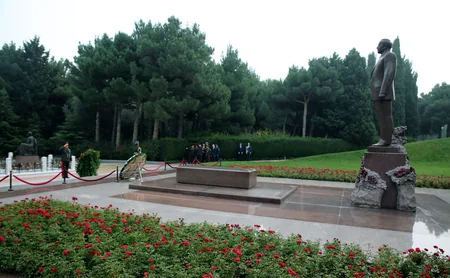 Azerbaijan and Uzbekistan sign a plan of bilateral military cooperation - VIDEO