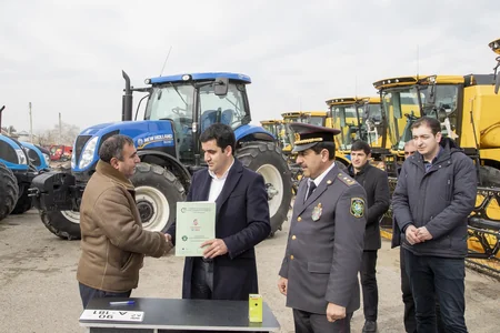 Kənd təsərrüfatı texnikasının yeni qaydalarla satışına başlanılıb