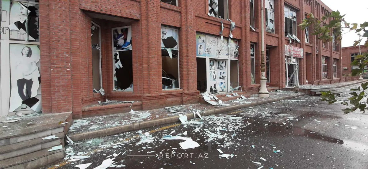 Gəncədə mərmilərin düşdüyü ərazilərdən ən son görüntülər