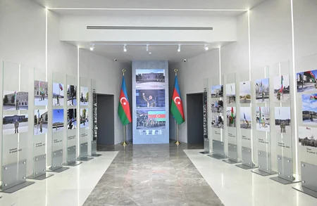 Prezident İlham Əliyev Bakıda Dövlət Bayrağı Meydanında olub, Azərbaycanın üçrəngli Bayrağını ucaldıb - YENİLƏNİB