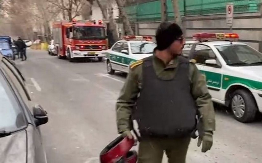 “Report”un xüsusi müxbiri Azərbaycanın İrandakı səfirliyinə hücumunu Ukrayna mətbuatına şərh edib