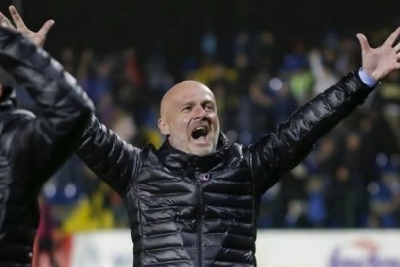 Qazaxıstan millisinin yeni baş məşqçisi müəyyənləşib